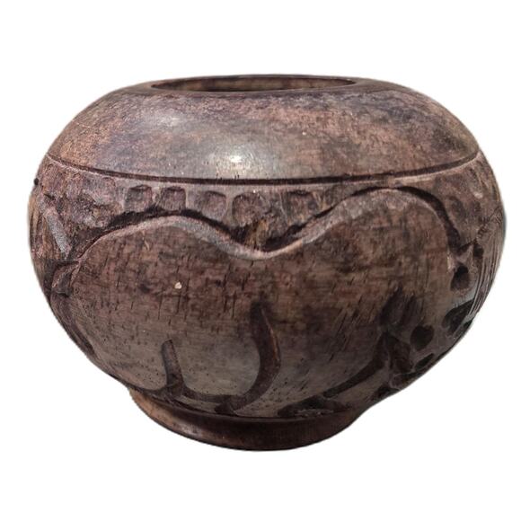 Vintage Charming Small Hand-Carved Wooden Bowl w/Elephants Decorative Dish - Picture 5 of 7